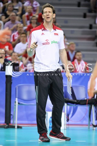  04.07.2015 KRAKOW <br />SIATKOWKA MEZCZYZN LIGA SWIATOWA 2015 <br />FIVB VOLLEYBALL WORLD LEAGUE 2015 <br />MECZ POLSKA - USA ( POLAND - UNITED STATES ) <br />N/Z STEPHANE ANTIGA TRENER ( HEAD COACH ) SYLWETKA <br /> 