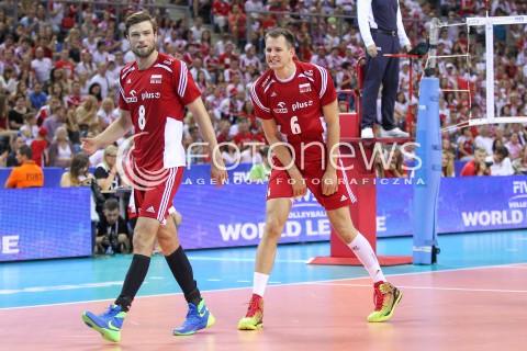  04.07.2015 KRAKOW <br />SIATKOWKA MEZCZYZN LIGA SWIATOWA 2015 <br />FIVB VOLLEYBALL WORLD LEAGUE 2015 <br />MECZ POLSKA - USA ( POLAND - UNITED STATES ) <br />N/Z ANDRZEJ WRONA BARTOSZ KUREK RADOSC EMOCJE <br /> 