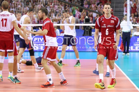  04.07.2015 KRAKOW <br />SIATKOWKA MEZCZYZN LIGA SWIATOWA 2015 <br />FIVB VOLLEYBALL WORLD LEAGUE 2015 <br />MECZ POLSKA - USA ( POLAND - UNITED STATES ) <br />N/Z BARTOSZ KUREK RADOSC EMOCJE SYLWETKA <br /> 