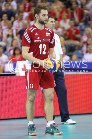 04.07.2015 KRAKOW <br />SIATKOWKA MEZCZYZN LIGA SWIATOWA 2015 <br />FIVB VOLLEYBALL WORLD LEAGUE 2015 <br />MECZ POLSKA - USA ( POLAND - UNITED STATES ) <br />N/Z GRZEGORZ LOMACZ SYLWETKA <br /> 