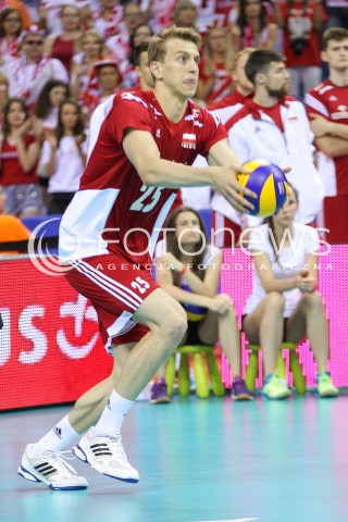  04.07.2015 KRAKOW <br />SIATKOWKA MEZCZYZN LIGA SWIATOWA 2015 <br />FIVB VOLLEYBALL WORLD LEAGUE 2015 <br />MECZ POLSKA - USA ( POLAND - UNITED STATES ) <br />N/Z ARTUR SZALPUK SYLWETKA <br /> 