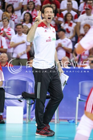  04.07.2015 KRAKOW <br />SIATKOWKA MEZCZYZN LIGA SWIATOWA 2015 <br />FIVB VOLLEYBALL WORLD LEAGUE 2015 <br />MECZ POLSKA - USA ( POLAND - UNITED STATES ) <br />N/Z STEPHANE ANTIGA TRENER ( HEAD COACH ) SYLWETKA <br /> 