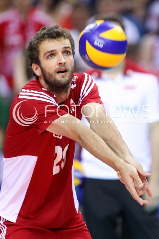  04.07.2015 KRAKOW <br />SIATKOWKA MEZCZYZN LIGA SWIATOWA 2015 <br />FIVB VOLLEYBALL WORLD LEAGUE 2015 <br />MECZ POLSKA - USA ( POLAND - UNITED STATES ) <br />N/Z MATEUSZ MIKA SYLWETKA <br /> 