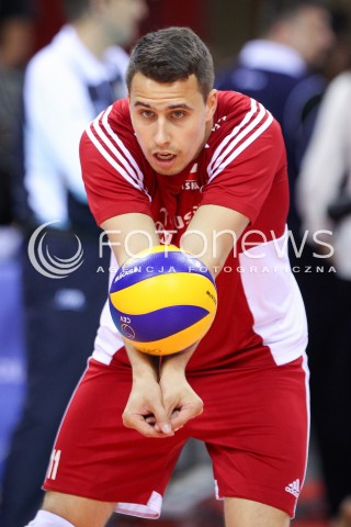  04.07.2015 KRAKOW <br />SIATKOWKA MEZCZYZN LIGA SWIATOWA 2015 <br />FIVB VOLLEYBALL WORLD LEAGUE 2015 <br />MECZ POLSKA - USA ( POLAND - UNITED STATES ) <br />N/Z FABIAN DRZYZGA SYLWETKA <br /> 