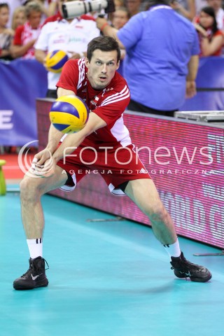  04.07.2015 KRAKOW <br />SIATKOWKA MEZCZYZN LIGA SWIATOWA 2015 <br />FIVB VOLLEYBALL WORLD LEAGUE 2015 <br />MECZ POLSKA - USA ( POLAND - UNITED STATES ) <br />N/Z RAFAL BUSZEK SYLWETKA <br /> 