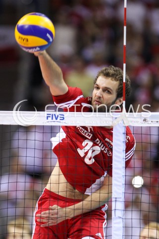  04.07.2015 KRAKOW <br />SIATKOWKA MEZCZYZN LIGA SWIATOWA 2015 <br />FIVB VOLLEYBALL WORLD LEAGUE 2015 <br />MECZ POLSKA - USA ( POLAND - UNITED STATES ) <br />N/Z MATEUSZ MIKA SYLWETKA ATAK<br /> 