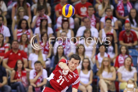  04.07.2015 KRAKOW <br />SIATKOWKA MEZCZYZN LIGA SWIATOWA 2015 <br />FIVB VOLLEYBALL WORLD LEAGUE 2015 <br />MECZ POLSKA - USA ( POLAND - UNITED STATES ) <br />N/Z RAFAL BUSZEK SYLWETKA <br /> 