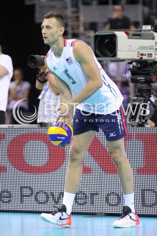  04.07.2015 KRAKOW <br />SIATKOWKA MEZCZYZN LIGA SWIATOWA 2015 <br />FIVB VOLLEYBALL WORLD LEAGUE 2015 <br />MECZ POLSKA - USA ( POLAND - UNITED STATES ) <br />N/Z PAUL LOTMAN SYLWETKA<br /> 