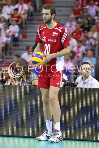  04.07.2015 KRAKOW <br />SIATKOWKA MEZCZYZN LIGA SWIATOWA 2015 <br />FIVB VOLLEYBALL WORLD LEAGUE 2015 <br />MECZ POLSKA - USA ( POLAND - UNITED STATES ) <br />N/Z MATEUSZ MIKA SYLWETKA <br /> 
