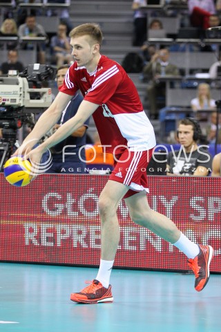  04.07.2015 KRAKOW <br />SIATKOWKA MEZCZYZN LIGA SWIATOWA 2015 <br />FIVB VOLLEYBALL WORLD LEAGUE 2015 <br />MECZ POLSKA - USA ( POLAND - UNITED STATES ) <br />N/Z MATEUSZ BIENIEK SYLWETKA <br /> 