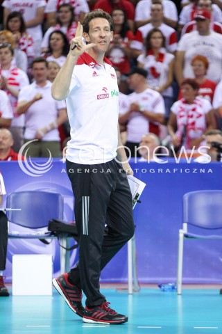  04.07.2015 KRAKOW <br />SIATKOWKA MEZCZYZN LIGA SWIATOWA 2015 <br />FIVB VOLLEYBALL WORLD LEAGUE 2015 <br />MECZ POLSKA - USA ( POLAND - UNITED STATES ) <br />N/Z STEPHANE ANTIGA TRENER ( HEAD COACH ) SYLWETKA <br /> 