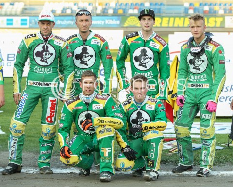  22.07.2015 RZESZOW <br />ZUZEL PGE SPEEDWAY EKSTRALIGA SEASON 2015 <br />MECZ PGE STAL RZESZOW - SPAR FALUBAZ ZIELONA GORA <br />N/Z ZUZLOWCY SPAR FALUBAZ ZIELONA GORA ZDJECIE GRUPOWE GRUPOWKA<br /> 
