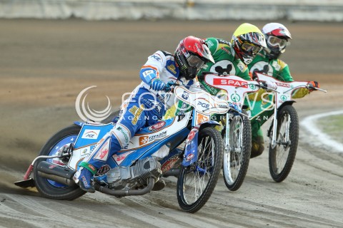  22.07.2015 RZESZOW <br />ZUZEL PGE SPEEDWAY EKSTRALIGA SEASON 2015 <br />MECZ PGE STAL RZESZOW - SPAR FALUBAZ ZIELONA GORA <br />N/Z BIEG NR 1: GRZEGORZ WALASEK (ZOLTY), GREG HANCOCK (CZERWONY), ANDREAS JONSSON (BIALY)<br /> 