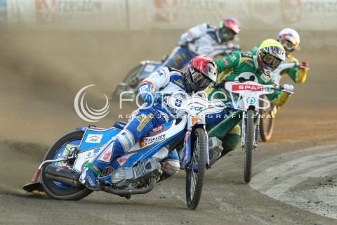  22.07.2015 RZESZOW <br />ZUZEL PGE SPEEDWAY EKSTRALIGA SEASON 2015 <br />MECZ PGE STAL RZESZOW - SPAR FALUBAZ ZIELONA GORA <br />N/Z BIEG NR 1: GRZEGORZ WALASEK (ZOLTY), GREG HANCOCK (CZERWONY), ANDREAS JONSSON (BIALY), PETER LJUNG (NIEBIESKI) <br /> 