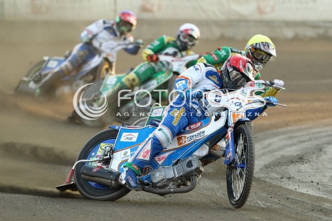  22.07.2015 RZESZOW <br />ZUZEL PGE SPEEDWAY EKSTRALIGA SEASON 2015 <br />MECZ PGE STAL RZESZOW - SPAR FALUBAZ ZIELONA GORA <br />N/Z BIEG NR 1: GRZEGORZ WALASEK (ZOLTY), GREG HANCOCK (CZERWONY), ANDREAS JONSSON (BIALY), PETER LJUNG (NIEBIESKI) <br /> 