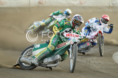  22.07.2015 RZESZOW <br />ZUZEL PGE SPEEDWAY EKSTRALIGA SEASON 2015 <br />MECZ PGE STAL RZESZOW - SPAR FALUBAZ ZIELONA GORA <br />N/Z BIEG NR 3: DAWID LAMPART (CZERWONY), DARCY WARD (ZOLTY), GRZEGORZ WALASEK (BIALY) <br /> 