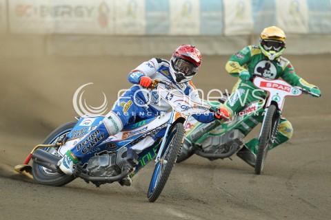  22.07.2015 RZESZOW <br />ZUZEL PGE SPEEDWAY EKSTRALIGA SEASON 2015 <br />MECZ PGE STAL RZESZOW - SPAR FALUBAZ ZIELONA GORA <br />N/Z BIEG NR 4: PIOTR PROTASIEWICZ (ZOLTY), PETER KILDEMAND (CZERWONY) <br /> 