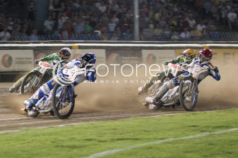 22.07.2015 RZESZOW <br />ZUZEL PGE SPEEDWAY EKSTRALIGA SEASON 2015 <br />MECZ PGE STAL RZESZOW - SPAR FALUBAZ ZIELONA GORA <br />N/Z BIEG NR 15: PETER KILDEMAND (CZERWONY), PIOTR PROTASIEWICZ (ZOLTY), GREG HANCOCK (NIEBIESKI), GRZEGORZ WALASEK (BIALY)<br /> 