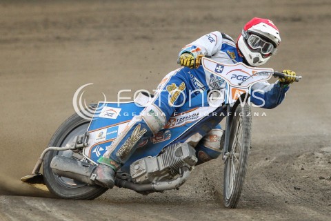  26.07.2015 RZESZOW <br />ZUZEL PGE SPEEDWAY EKSTRALIGA SEASON 2015 <br />MECZ PGE STAL RZESZOW - KS TORUN<br />N/Z BIEG NR 15: KENNI LARSEN (CZERWONY)<br /> 