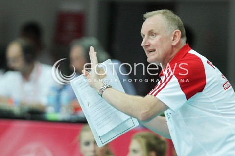  02.08.2015 LUBLIN <br />SIATKOWKA KOBIET  WORLD GRAND PRIX II DYWIZJI 2015 FIVB VOLLEYBALL <br />MECZ POLSKA - HOLANDIA ( POLAND - NETHERLANDS ) <br />N/Z JACEK NAWROCKI - TRENER ( HEAD COACH ) SYLWETKA <br /> 