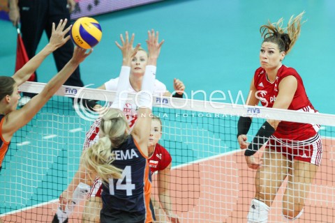  02.08.2015 LUBLIN <br />SIATKOWKA KOBIET  WORLD GRAND PRIX II DYWIZJI 2015 FIVB VOLLEYBALL <br />MECZ POLSKA - HOLANDIA ( POLAND - NETHERLANDS ) <br />N/Z KATARZYNA ZAROSLINSKA <br /> 