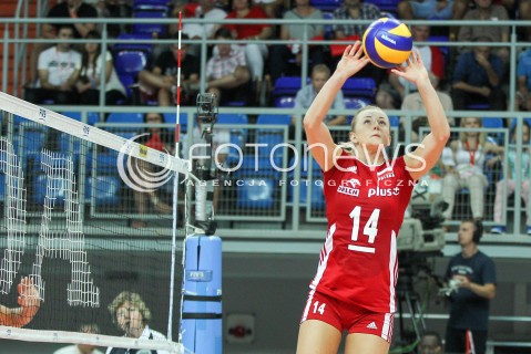  02.08.2015 LUBLIN <br />SIATKOWKA KOBIET  WORLD GRAND PRIX II DYWIZJI 2015 FIVB VOLLEYBALL <br />MECZ POLSKA - HOLANDIA ( POLAND - NETHERLANDS ) <br />N/Z JOANNA WOLOSZ SYLWETKA <br /> 