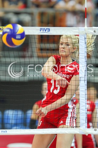  02.08.2015 LUBLIN <br />SIATKOWKA KOBIET  WORLD GRAND PRIX II DYWIZJI 2015 FIVB VOLLEYBALL <br />MECZ POLSKA - HOLANDIA ( POLAND - NETHERLANDS ) <br />N/Z NATALIA KURNIKOWSKA SYLWETKA ATAK<br /> 