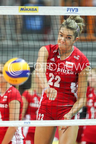  02.08.2015 LUBLIN <br />SIATKOWKA KOBIET  WORLD GRAND PRIX II DYWIZJI 2015 FIVB VOLLEYBALL <br />MECZ POLSKA - HOLANDIA ( POLAND - NETHERLANDS ) <br />N/Z MALWINA SMARZEK SYLWETKA ATAK<br /> 