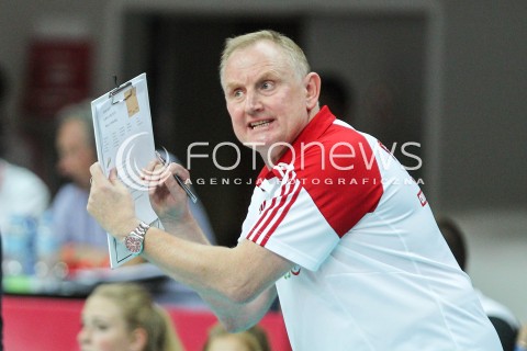 02.08.2015 LUBLIN <br />SIATKOWKA KOBIET  WORLD GRAND PRIX II DYWIZJI 2015 FIVB VOLLEYBALL <br />MECZ POLSKA - HOLANDIA ( POLAND - NETHERLANDS ) <br />N/Z JACEK NAWROCKI - TRENER ( HEAD COACH ) SYLWETKA <br /> 