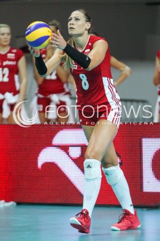  02.08.2015 LUBLIN <br />SIATKOWKA KOBIET  WORLD GRAND PRIX II DYWIZJI 2015 FIVB VOLLEYBALL <br />MECZ POLSKA - HOLANDIA ( POLAND - NETHERLANDS ) <br />N/Z KATARZYNA ZAROSLINSKA SYLWETKA <br /> 
