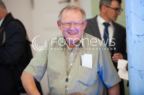  04.08.2015 WARSZAWA<br />GALA WRECZENIA NAGRODY SOLIDARNOSCI<br />N/Z ADAM MICHNIK<br /> 