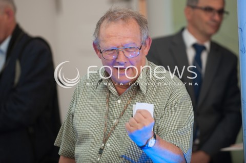  04.08.2015 WARSZAWA<br />GALA WRECZENIA NAGRODY SOLIDARNOSCI<br />N/Z ADAM MICHNIK<br /> 