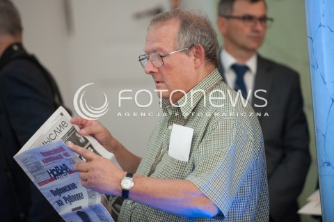  04.08.2015 WARSZAWA<br />GALA WRECZENIA NAGRODY SOLIDARNOSCI<br />N/Z ADAM MICHNIK<br /> 