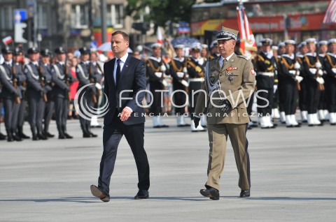  06.08.2015 WARSZAWA<br />INAUGURACJA PREZYDENTA RP ANDRZEJA DUDY<br />UROCZYSTOSC PRZYJECIA PRZEZ PREZYDENTA RP ZWIERZCHNICTWA NAD SILAMI ZBROJNYMI<br />N/Z PREZYDENT ANDRZEJ DUDA<br /> 