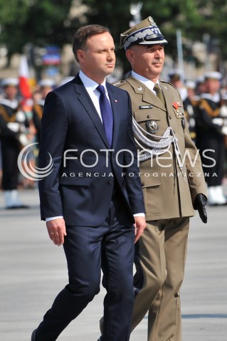  06.08.2015 WARSZAWA<br />INAUGURACJA PREZYDENTA RP ANDRZEJA DUDY<br />UROCZYSTOSC PRZYJECIA PRZEZ PREZYDENTA RP ZWIERZCHNICTWA NAD SILAMI ZBROJNYMI<br />N/Z PREZYDENT ANDRZEJ DUDA<br /> 