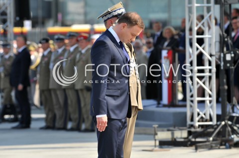  06.08.2015 WARSZAWA<br />INAUGURACJA PREZYDENTA RP ANDRZEJA DUDY<br />UROCZYSTOSC PRZYJECIA PRZEZ PREZYDENTA RP ZWIERZCHNICTWA NAD SILAMI ZBROJNYMI<br />N/Z PREZYDENT ANDRZEJ DUDA<br /> 