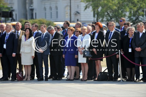  06.08.2015 WARSZAWA<br />INAUGURACJA PREZYDENTA RP ANDRZEJA DUDY<br />UROCZYSTOSC PRZYJECIA PRZEZ PREZYDENTA RP ZWIERZCHNICTWA NAD SILAMI ZBROJNYMI<br />N/Z BEATA SZYDLO PIOTR DUDA<br /> 
