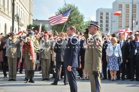  06.08.2015 WARSZAWA<br />INAUGURACJA PREZYDENTA RP ANDRZEJA DUDY<br />UROCZYSTOSC PRZYJECIA PRZEZ PREZYDENTA RP ZWIERZCHNICTWA NAD SILAMI ZBROJNYMI<br />N/Z PREZYDENT ANDRZEJ DUDA<br /> 