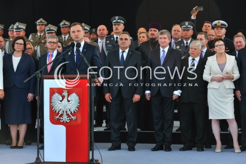  06.08.2015 WARSZAWA<br />INAUGURACJA PREZYDENTA RP ANDRZEJA DUDY<br />UROCZYSTOSC PRZYJECIA PRZEZ PREZYDENTA RP ZWIERZCHNICTWA NAD SILAMI ZBROJNYMI<br />N/Z ANDRZEJ DUDA BOGDAN BORUSEWICZ JERZY WENDERLICH PREMIER EWA KOPACZ<br /> 