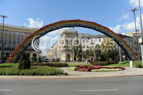  14.08.2015 WARSZAWA<br />RYSZARD PETRU PRZEDSTAWIA NOWE LOGO STOWARZYSZENIA NOWOCZESNA<br />N/Z LOGO<br /> 