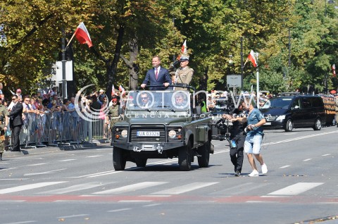  15.08.2015 WARSZAWA<br />
OBCHODY SWIETA WOJSKA POLSKIEGO<br />
UROCZYSTOSCI PANSTWOWE<br />
N/Z PREZYDENT RP ANDRZEJ DUDA BOR OCHRONA<br />
 