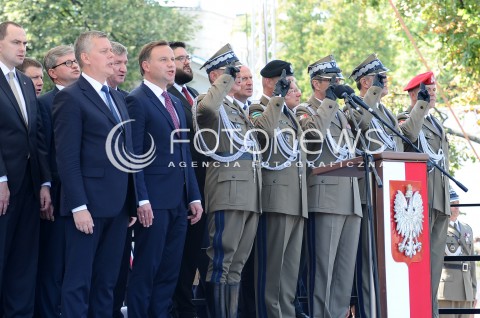  15.08.2015 WARSZAWA<br />
OBCHODY SWIETA WOJSKA POLSKIEGO<br />
UROCZYSTOSCI PANSTWOWE<br />
N/Z PREZYDENT RP ANDRZEJ DUDA WICEPREMIER TOMASZ SIEMONIAK<br />
 