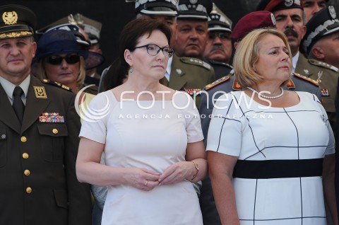  15.08.2015 WARSZAWA<br />
OBCHODY SWIETA WOJSKA POLSKIEGO<br />
UROCZYSTOSCI PANSTWOWE<br />
N/Z PREMIER EWA KOPACZ MARSZALEK WANDA NOWICKA<br />
 