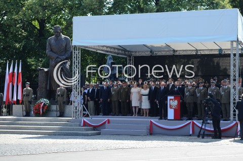  15.08.2015 WARSZAWA<br />OBCHODY SWIETA WOJSKA POLSKIEGO<br />UROCZYSTOSCI PANSTWOWE<br />N/Z PREZYDENR RP ANDRZEJ DUDA EWA KOPACZ <br /> 