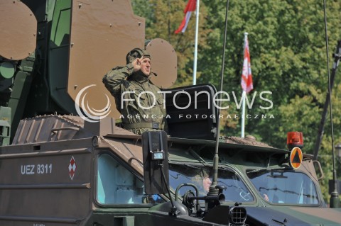  15.08.2015 WARSZAWA<br />OBCHODY SWIETA WOJSKA POLSKIEGO<br />UROCZYSTOSCI PANSTWOWE<br />N/Z ZOLNIERZE<br /> 