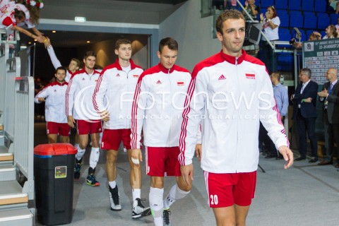  22.08.2015 TORUN ARENA<br />XIII MEMORIAL HUBERTA JERZEGO WAGNERA <br />MECZ POLSKA - JAPONIA ( MATCH POLAND - JAPAN ) <br />N/Z MATEUSZ MIKA SYLWETKA <br /> 