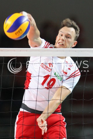  22.08.2015 TORUN ARENA<br />XIII MEMORIAL HUBERTA JERZEGO WAGNERA <br />MECZ POLSKA - JAPONIA ( MATCH POLAND - JAPAN ) <br />N/Z WOJCIECH WLODARCZYK SYLWETKA ATAK<br /> 