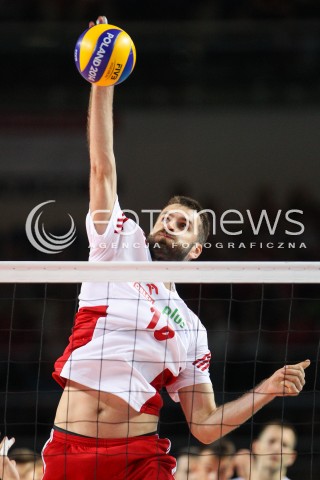 22.08.2015 TORUN ARENA<br />XIII MEMORIAL HUBERTA JERZEGO WAGNERA <br />MECZ POLSKA - JAPONIA ( MATCH POLAND - JAPAN ) <br />N/Z MARCIN MOZDZONEK SYLWETKA ATAK<br /> 