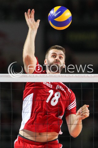  23.08.2015 TORUN ARENA<br />XIII MEMORIAL HUBERTA JERZEGO WAGNERA <br />MECZ POLSKA - IRAN ( MATCH POLAND - IRAN ) <br />N/Z MARCIN MOZDZONEK SYLWETKA ATAK<br /> 