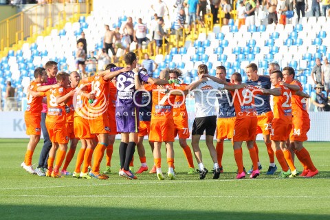  30.08.2015 MIELEC <br />PILKA NOZNA T-MOBILE EKSTRAKLASA SEZON 2015/2016 7. KOLEJKA <br />FOOTBALL POLISH EKSTRAKLASA SEASON 2015/2016 <br />MECZ TERMALICA BRUK-BET NIECIECZA - LECH POZNAN <br />N/Z RADOSC ZAWODNIKOW TERMALICA BRUKBET NIECIECZA ZWYCIESTWO WYGRANA<br /> 